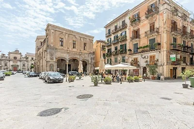 MetaM Apartment in the City Center