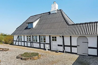4 Personen Ferienhaus in Tranekær