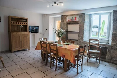 Cottage in Bacon met Wandelpaden dichtbij