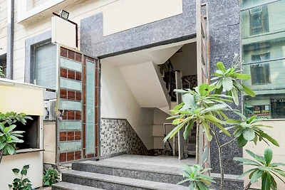 Super Hotel O Rohini Sector 24
