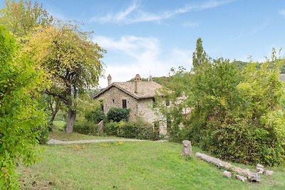 Gezellig huisje met zwembad in Assisi