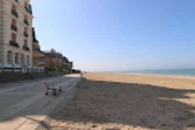 Wohnung in Saint Arnoult nahe Golfplatz