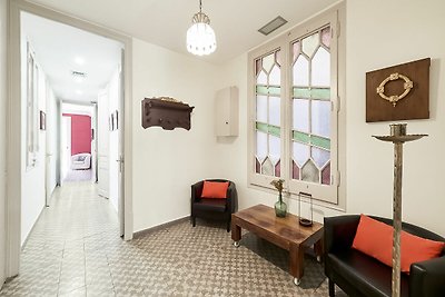 Modern Villa in Eixample with Sea Near
