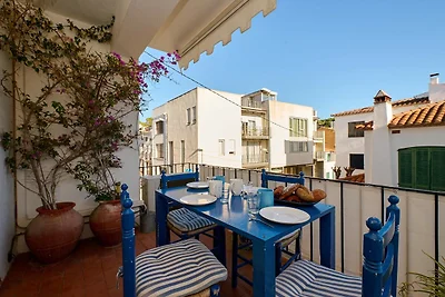 Zonnige oase op het dorpsplein