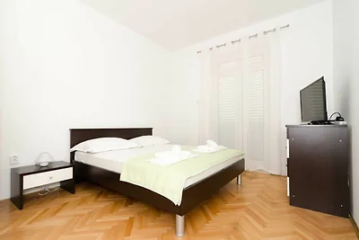 Apartment mit Terrasse und Meerblick