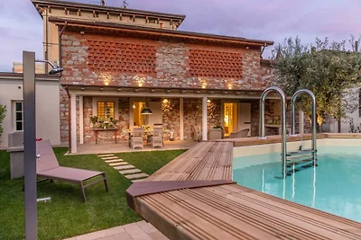 Villa bei Lucca mit Pool und Sauna