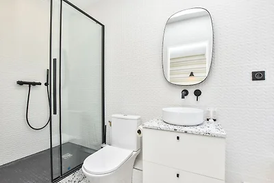 Intimes Studio – 2P – Beaugrenelle/Tour...