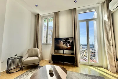 Apartment in Cannes mit Blick auf den Hafen