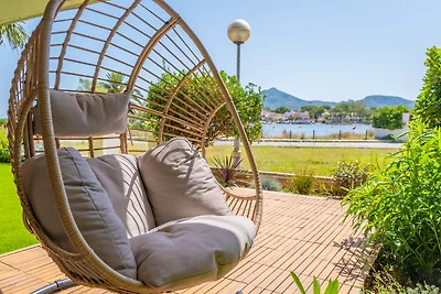 Tarida - Apartment In Marina Manresa.