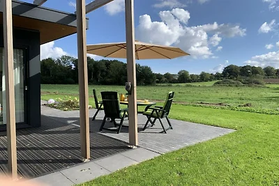 Ferienhaus in Süsel mit Schwimmbecken