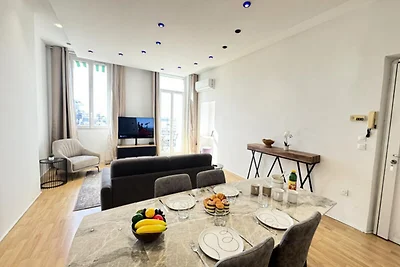 Apartment in Cannes mit Blick auf den Hafen