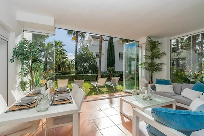 Charming 2-Bed Retreat Alcazaba Lagoon (304)