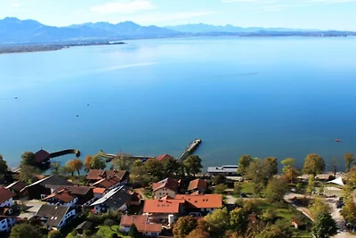 8 sur les rives du lac Chiemsee à Paulfischer