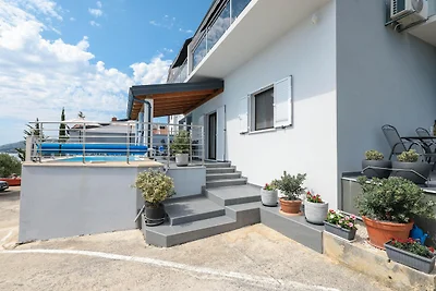 Luxusapartment mit beheiztem Pool in...