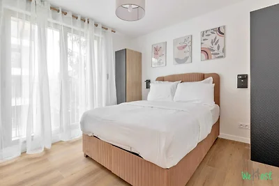 Angenehme Wohnung mit Balkon -6P-Proche...
