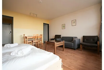 Studio Robert mit Pool und Sauna