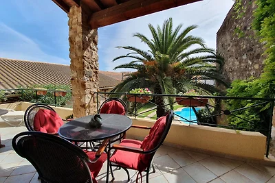 Geräumige Villa mit privatem Pool und Sauna