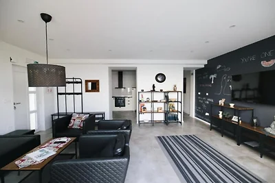 Two Bedroom Apartment with Sea View