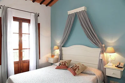 Elegante appartamento in villa d'epoca con...