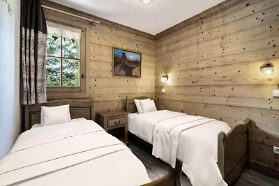 Chalet in Courchevel mit Sauna und Terrasse