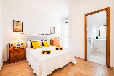 Villa Menorca mit Balkon für 6 Personen