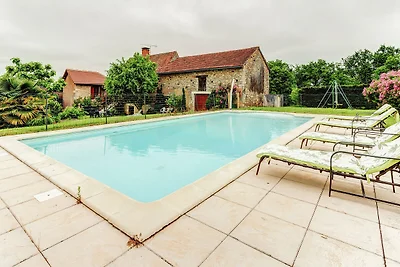 Gemütliches Ferienhaus mit privatem Pool