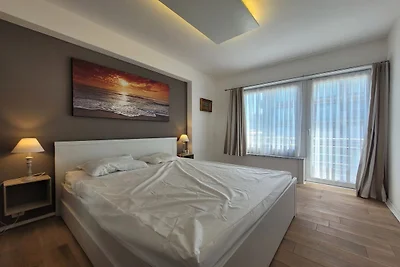 Appartement met panoramisch uitzicht op zee