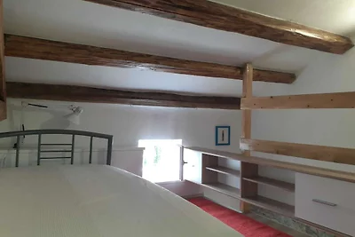 Secluded Authentic Apartment with Terrace - S...