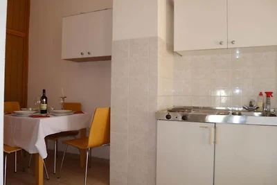 Dugi Rat Seaside Apartments - 2 Bedroom 6