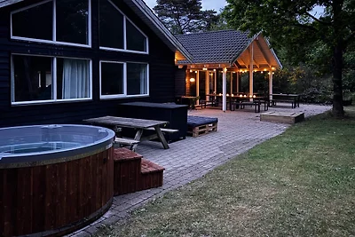 Luxuriöses Pool-Refugium in Henne