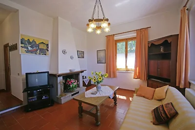 Ferienhaus in Magione mit Garten