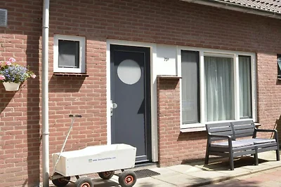 Ferienhaus in Domburg mit Schwimmbecken