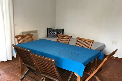 Two Bedroom Apartment with Terrace and Garden