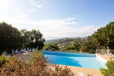 Wohnung in Bellevue mit Infinity-Pool