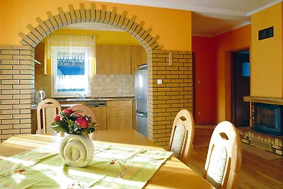 Casa vacanze per 10 persone, vicino al lago