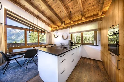 Chalet in Neukirchen bij Skilift