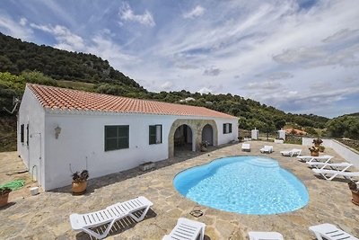 Casa di campagna con piscina e vista...