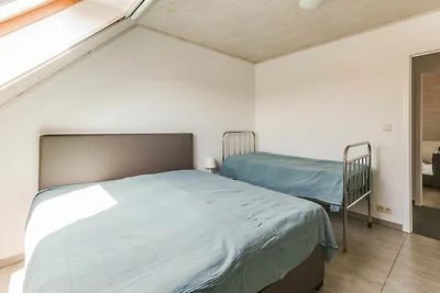 Cottage in allevamento di pecore con gelateri...