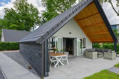 Schönes Ferienhaus mit Terrasse