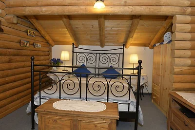 Blockhaus Schwalbennest - Am Skihügel