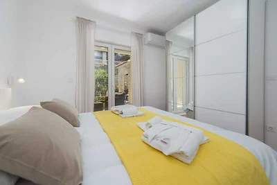 Apartments Ema-Two Bedroom Apartment with Sea...