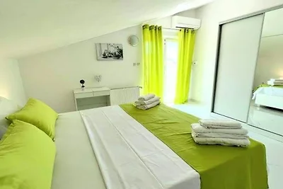 Villa Tomi- Classic Double Room With Sea View...