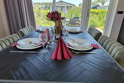 2-bedroom chalet with terrace