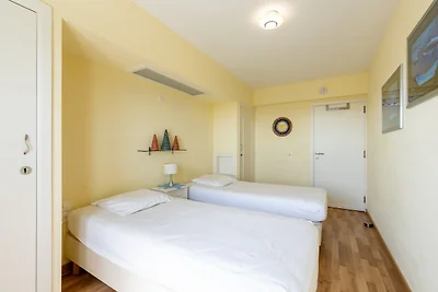 Wohnung an der Zeedijk mit Meerblick
