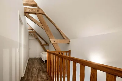 Ferienhaus in Cercy-la-Tour mit Terrasse