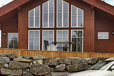 8 persone case ad VEVANG-By Traum