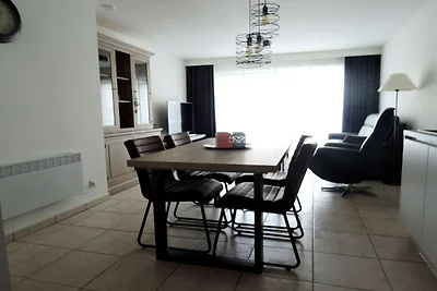 Üppige Wohnung in Küstennähe