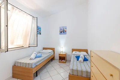 Wohnung in Calagonone mit Garten