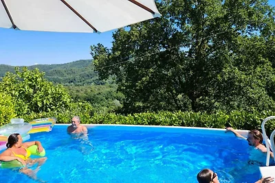 Ferienhaus in Orbicciano-Camaiore-LU mit priv...