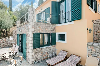 Villa di lusso vicino alla spiaggia di...